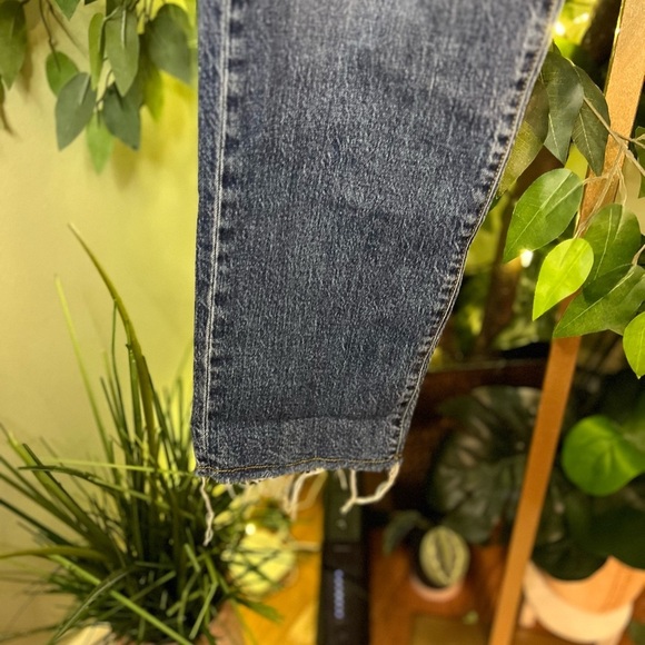 ANTHROPOLOGIE PIlcro The Vintage Straight Distressed Jeans Size 32 - Picture 8 of 13